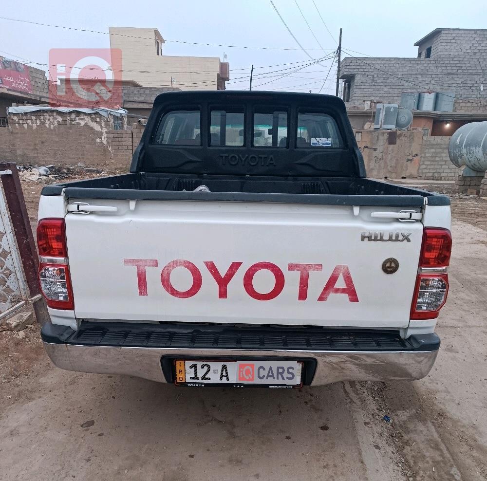 تويوتا هايلوكس